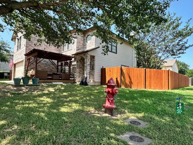 exterior space featuring a yard