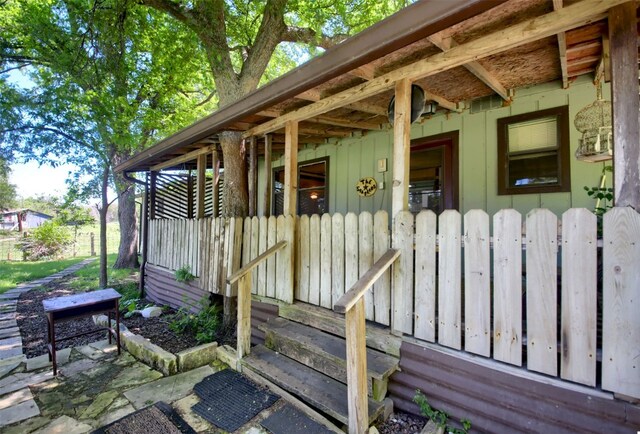 9101 Ingrid Dr, Elgin, TX 78621 - photo 6