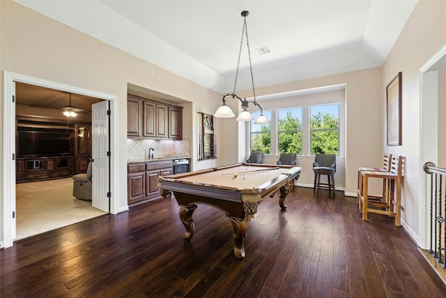 rec room featuring ceiling fan, pool table, dark wood-type flooring, and beverage cooler