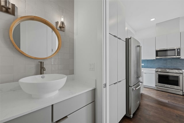 6821 Wolfcreek Pass Unit 2, Austin, TX 78749 - photo 24