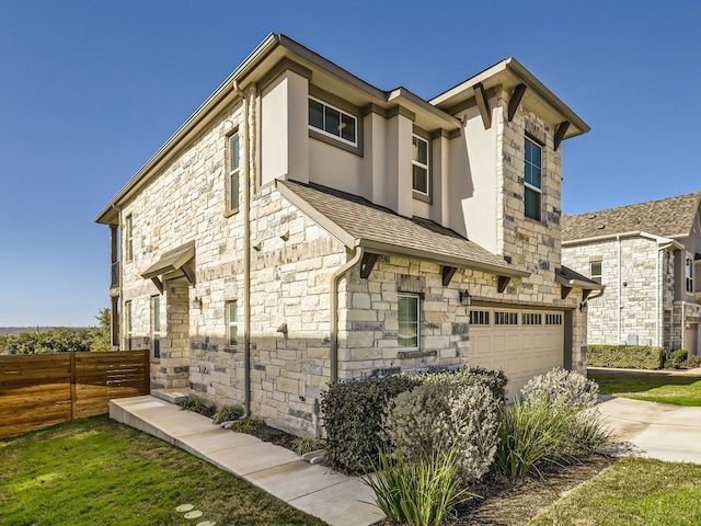 view of front facade with a garage