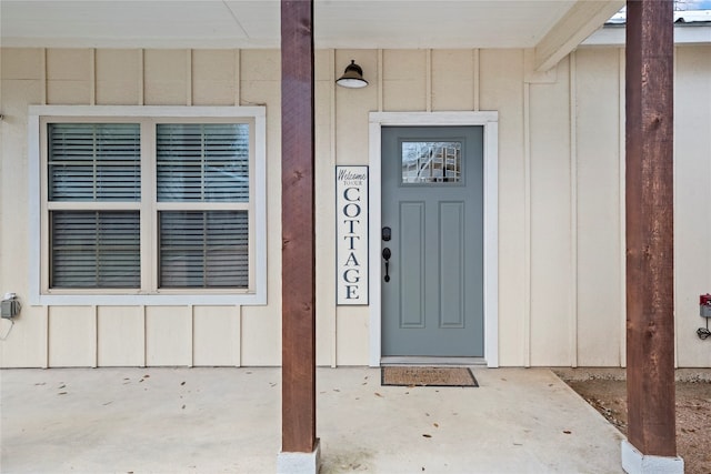 view of doorway to property