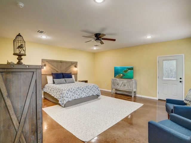 bedroom with ceiling fan