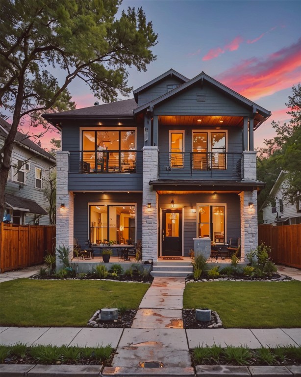 33 Chalmers Ave, Austin, TX 78702 - photo 2