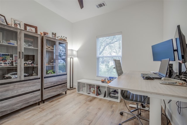 office area with wood-type flooring and ceiling fan