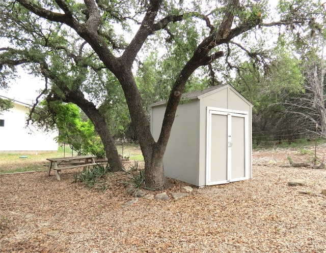 view of outdoor structure