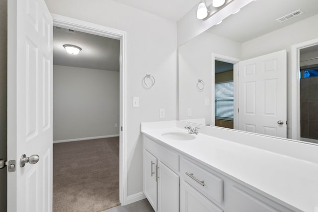 bathroom featuring oversized vanity