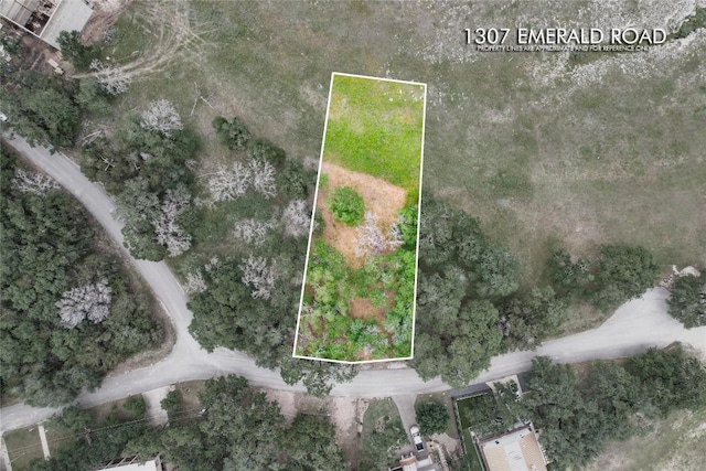 1307 Emerald Rd, Lago Vista, TX 78645 - photo 17