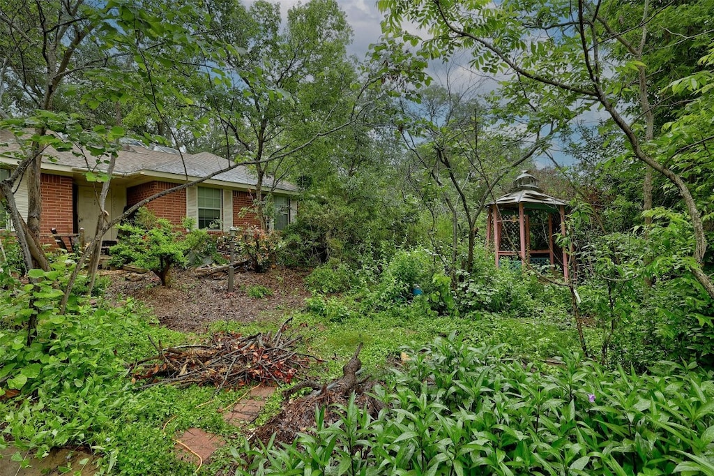 view of yard featuring a gazebo