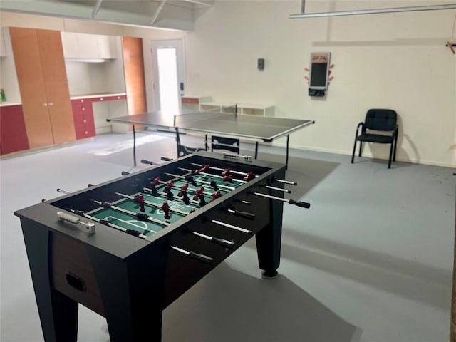 view of recreation room