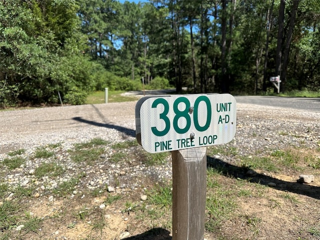 view of community / neighborhood sign