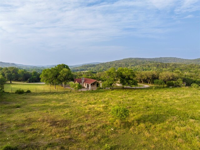 Listing photo 3 for 16290 Scenic Loop Rd, Helotes TX 78023