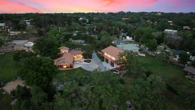 view of aerial view at dusk