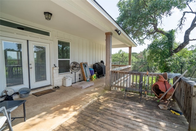 deck with grilling area