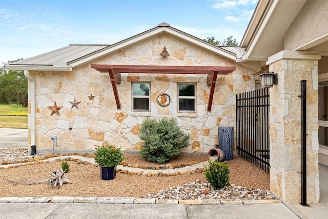 view of front of house