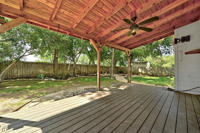 deck with ceiling fan