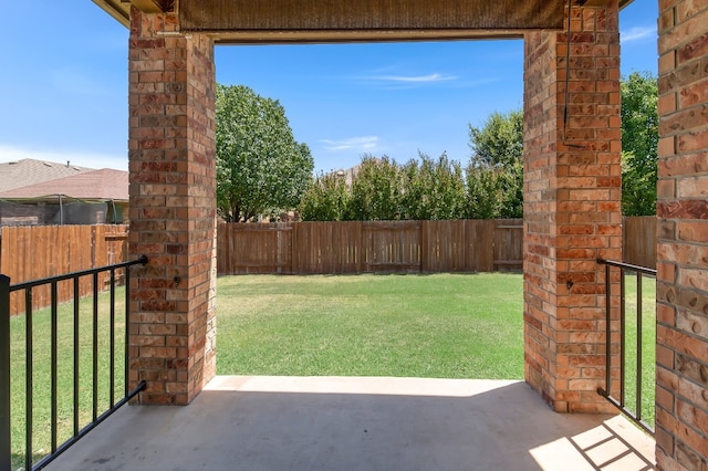 view of yard with a patio area