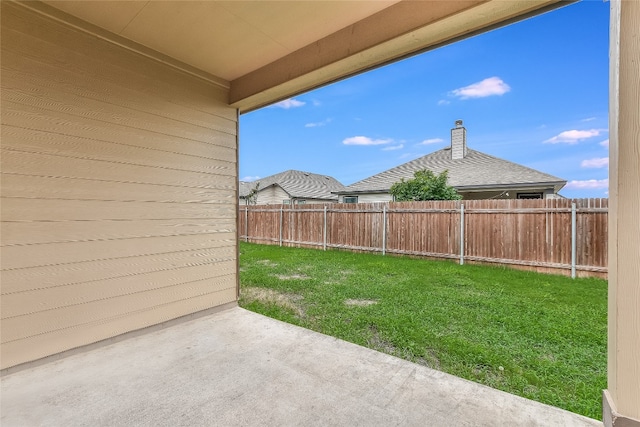 view of yard with a patio area