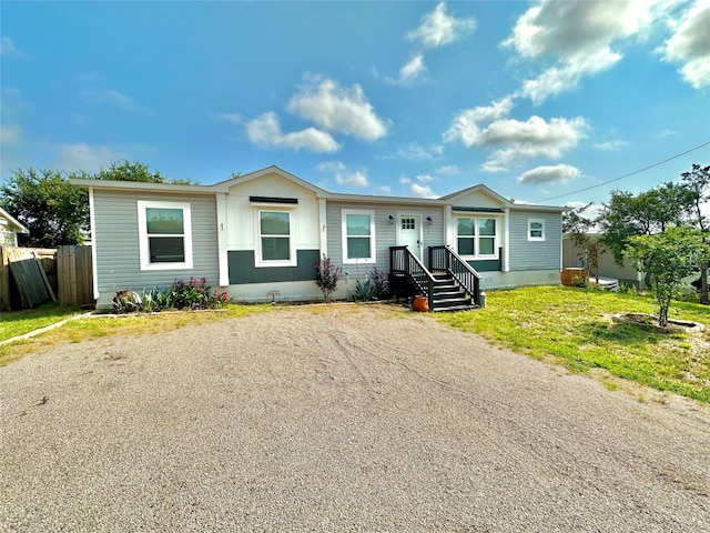 view of front of property