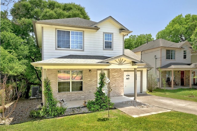 view of front property featuring a front lawn