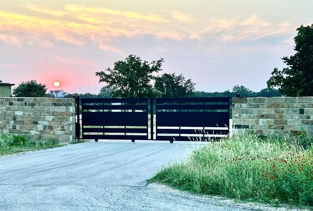 559 Vail River Rd, Dripping Springs, TX 78620 - photo 2
