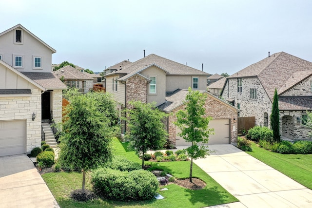 view of front of home with a front yard