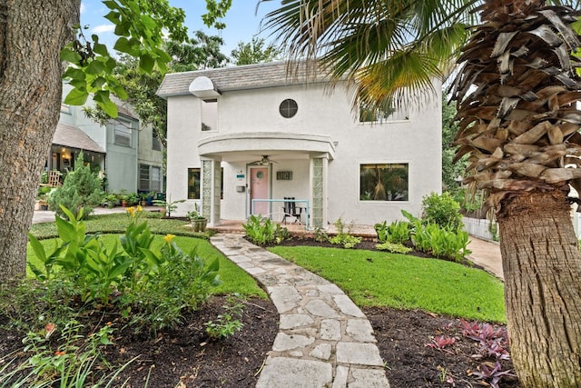 view of front facade with a front lawn