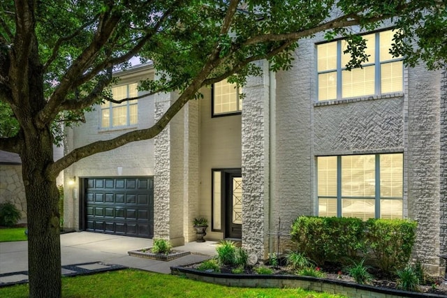 view of front of home featuring a garage