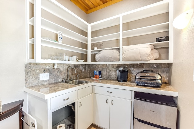 pantry with sink