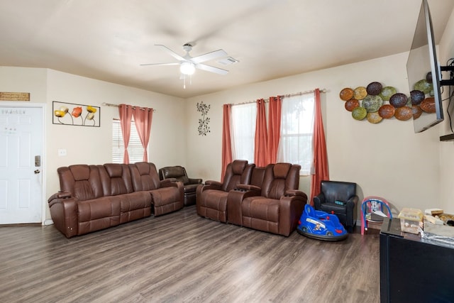 810 Lamar St, Luling, TX 78648 - photo 4