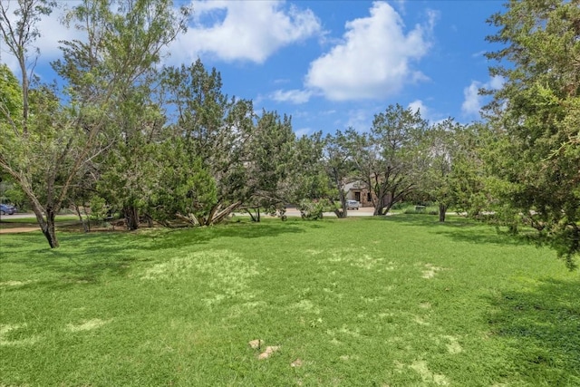 Listing photo 2 for 4501 Spanish Oaks Club Blvd Unit 1, Austin TX 78738