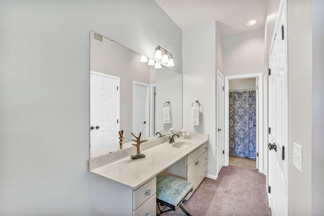 bathroom featuring large vanity