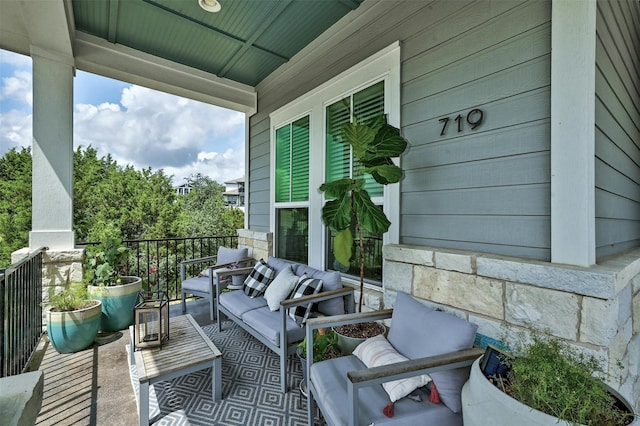 view of patio / terrace featuring an outdoor hangout area