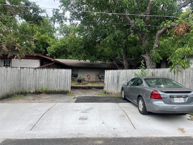 4627 Depew Ave, Austin, TX 78751 - view of parking / parking lot