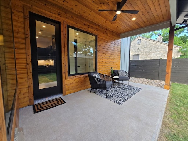 view of terrace featuring ceiling fan