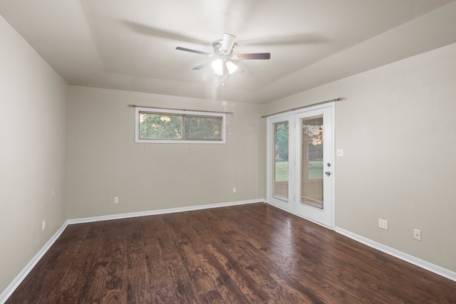 unfurnished room with wood-type flooring and ceiling fan