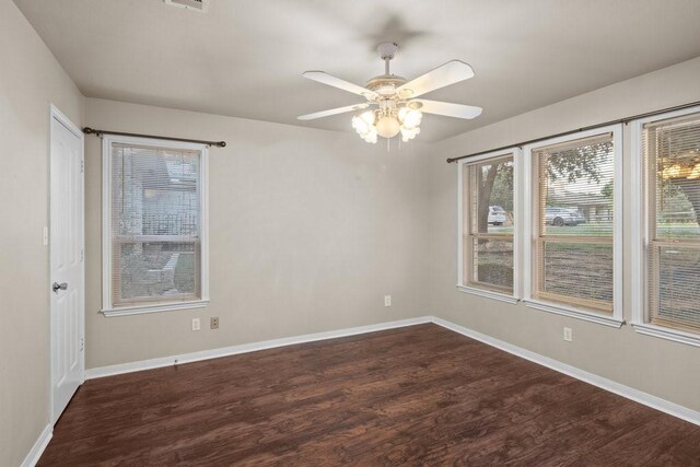 unfurnished room with wood-type flooring and ceiling fan