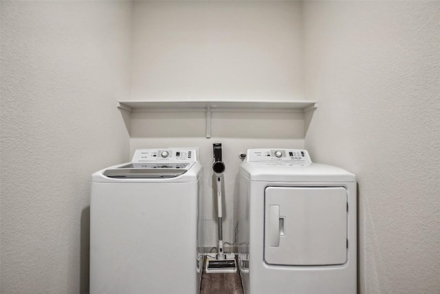 1837 Flying Horseshoe Bnd, Georgetown, TX 78628 - laundry area featuring separate washer and dryer