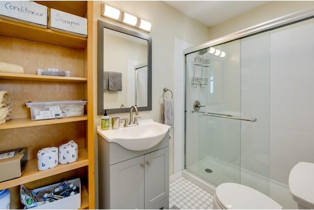 25633 Pedernales Point Dr, Spicewood, TX 78669 - bathroom with a shower stall and vanity