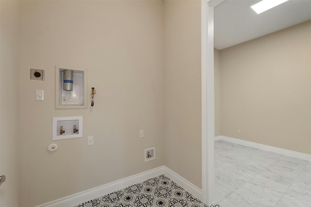 laundry area with light tile patterned flooring, electric dryer hookup, gas dryer hookup, and hookup for a washing machine