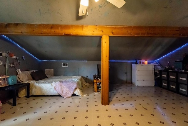 bedroom with ceiling fan