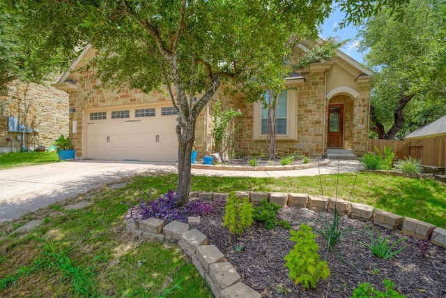 view of front facade featuring a garage and a front lawn