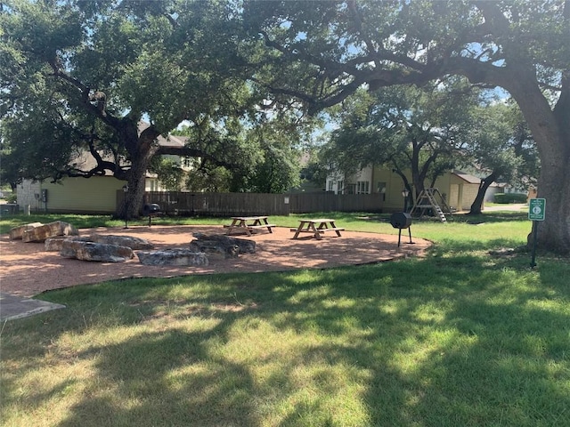 view of yard featuring fence