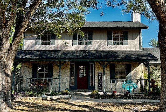 view of front of home with covered porch