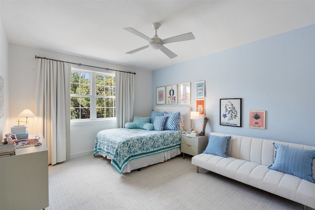 bedroom featuring carpet and ceiling fan