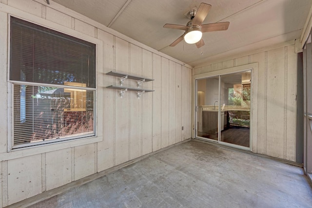 spare room with ceiling fan