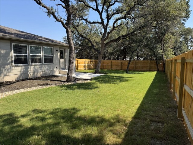 view of yard with a patio