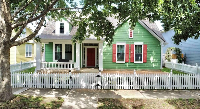 view of front of house featuring a porch