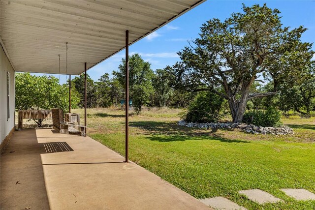 view of yard with a patio area