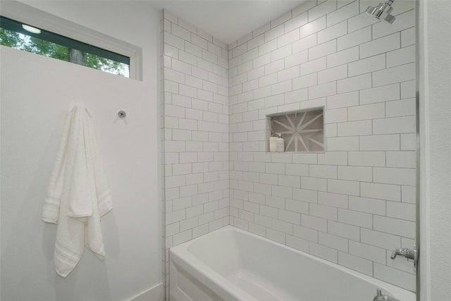 full bath with tub / shower combination